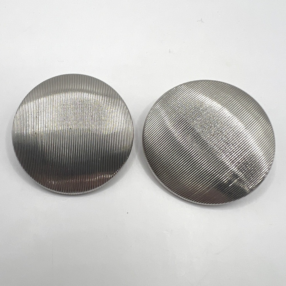 Vintage Lisner Earrings Clip‎ On Brushed Silver Button